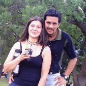 Tomando mate con mi señora y de paceo